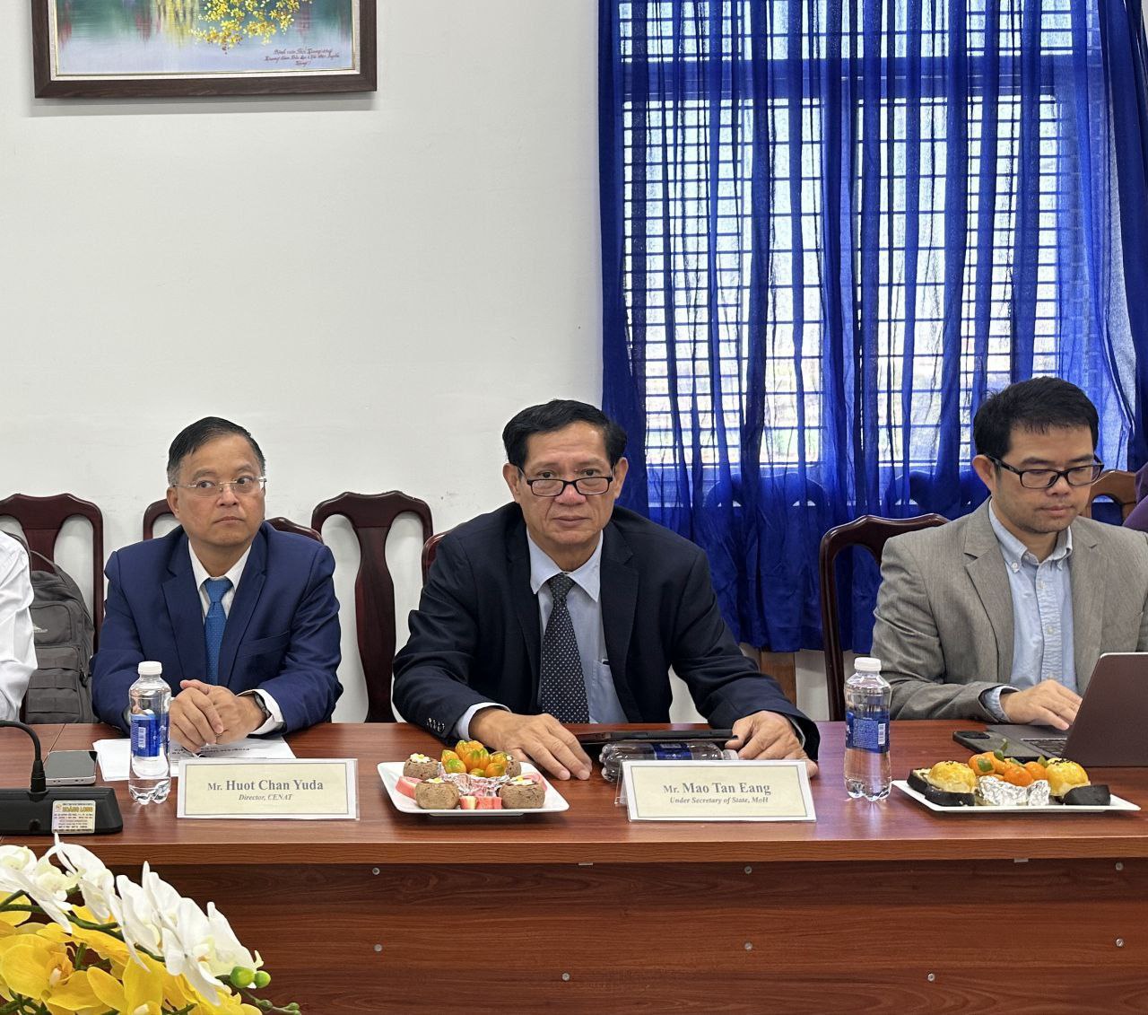 ទស្សនកិច្ចសិក្សាផ្លាស់ប្តូរបទពិសោធ ពីគម្រោងឆ្លើយតបនឹងជំងឺរបេង នៅខេត្តកាម៉ៅ នៃសាធារណរដ្ឋសង្គមនិយមវៀតណាម