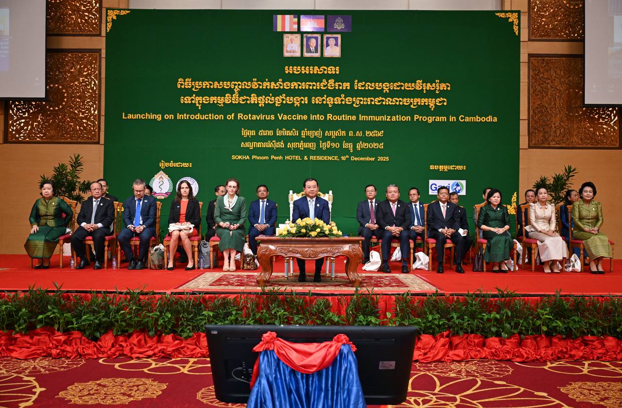 រដ្ឋមន្រ្តីសុខាភិបាល៖ ការយកកូនចៅ ទៅទទួលវ៉ាក់សាំងតាមប្រតិទិន “គ្រប់ចំនួន និងគ្រប់ដូស” តាមការណែនាំរបស់អ្នកគ្រូពេទ្យ លោកគ្រូពេទ្យ គឺជាការផ្តល់នូវសុខភាពល្អ រឹងមាំឱ្យដល់កូនចៅ ក៏ដូចជាគ្រួសារ និងសង្គមជាតិទាំងមូល។