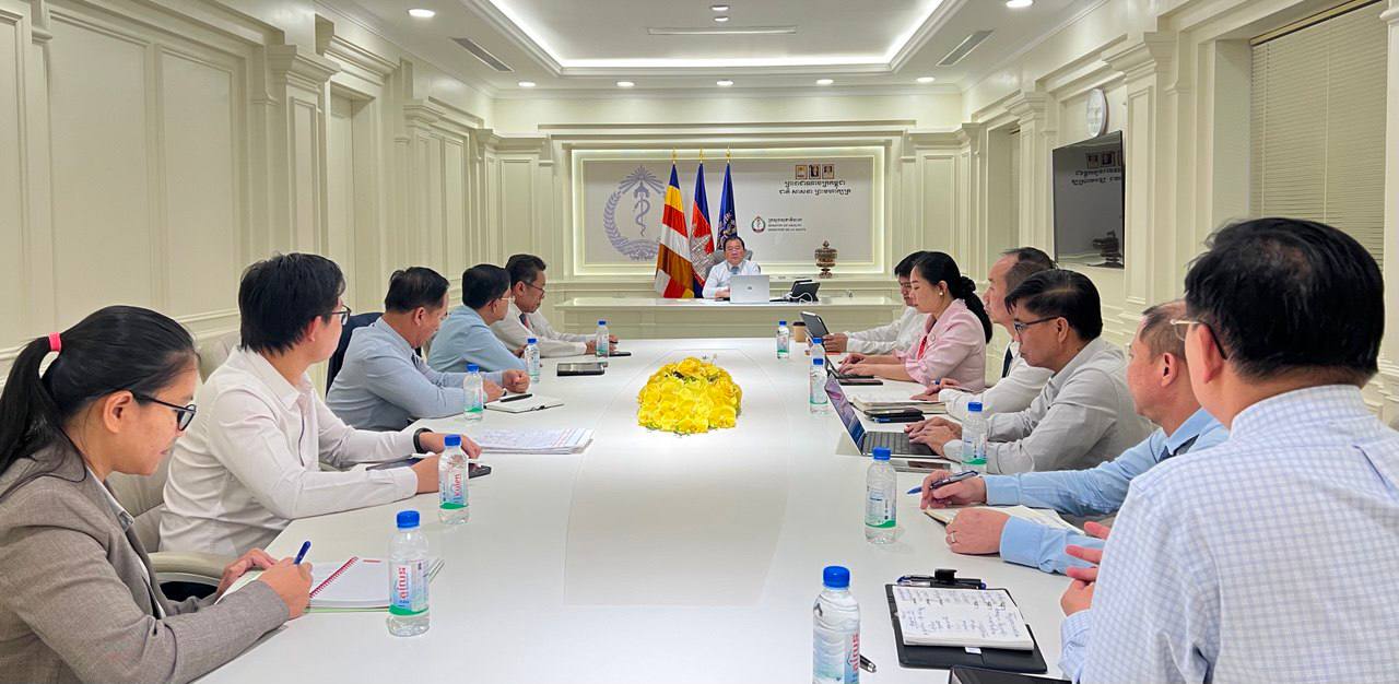 ក្រសួងសុខាភិបាលបន្តពិនិត្យរៀបចំយុទ្ធសាស្ត្របន្ថែម រួមទាំងវិធានការនៃការអនុវត្តសកម្មភាពជាក់ស្តែង ក្នុងការបន្តធានាប្រសិទ្ធិភាពរឹងមាំ និងការពង្រឹងប្រព័ន្ធសុខាភិបាលឱ្យមានភាពធន ឆ្លើយតបបានទៅនឹងផលប៉ះពាល់ពីការឈ្លានពានប្រដាប់អាវុធ ដោយឈរលេីជំហរ “សុខភាពវីរៈកងទ័ព និងប្រជាពលរដ្ឋ គឺជាអាទិភាពខ្ពស់បំផុត ក្នុងគ្រប់កាលៈទេសៈ។”