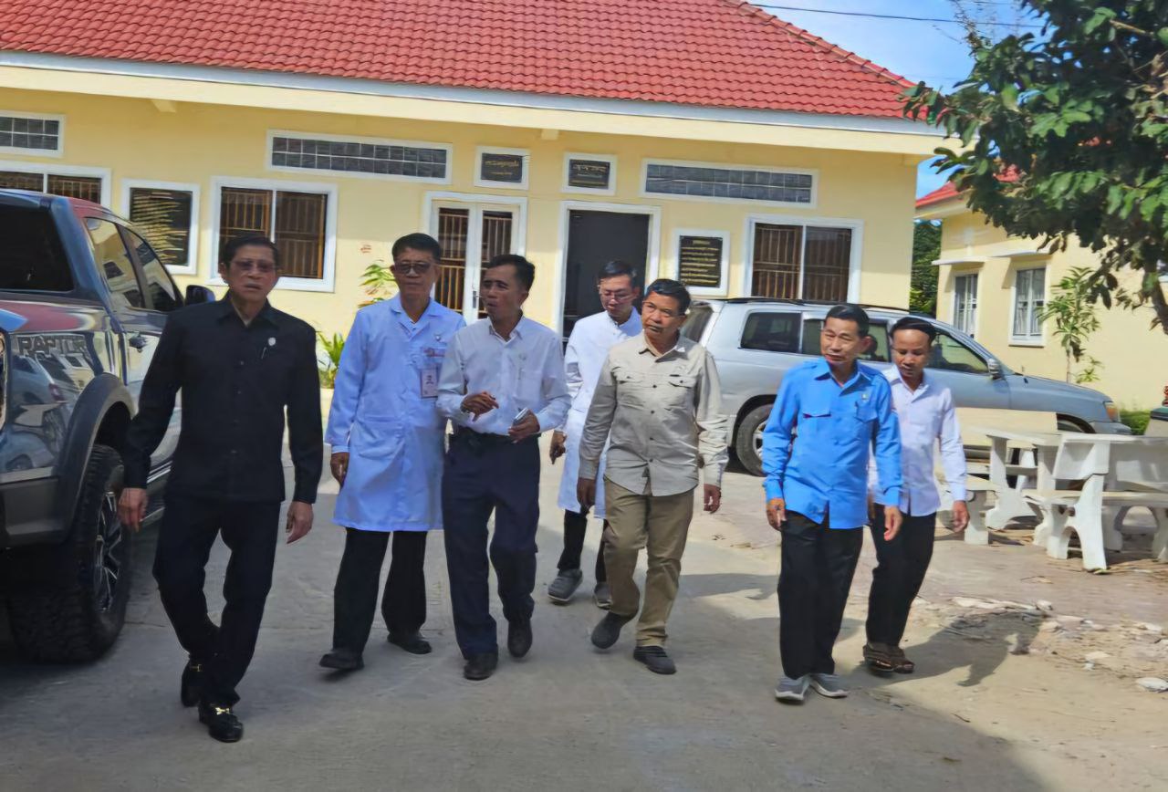 សកម្មភាពចុះពិនិត្យ និងគាំទ្រការបម្រើសេវាសុខាភិបាល នៅតាមមន្ទីរពេទ្យបង្អែកខេត្ត ស្រុក និងមណ្ឌលសុវត្ថិភាព ក្នុងខេត្តពោធិ៍សាត់​ និង​បាត់ដំបង