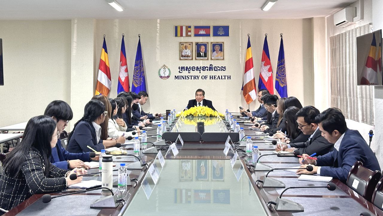 ការជួបសំណេះសំណាល ជាមួយនិស្សិតជ័យលាភីអាហារូបករណ៍ សិក្សានៅប្រទេសនូវែលសេឡង់ ឆ្នាំសិក្សា២០២៥-២០២៦