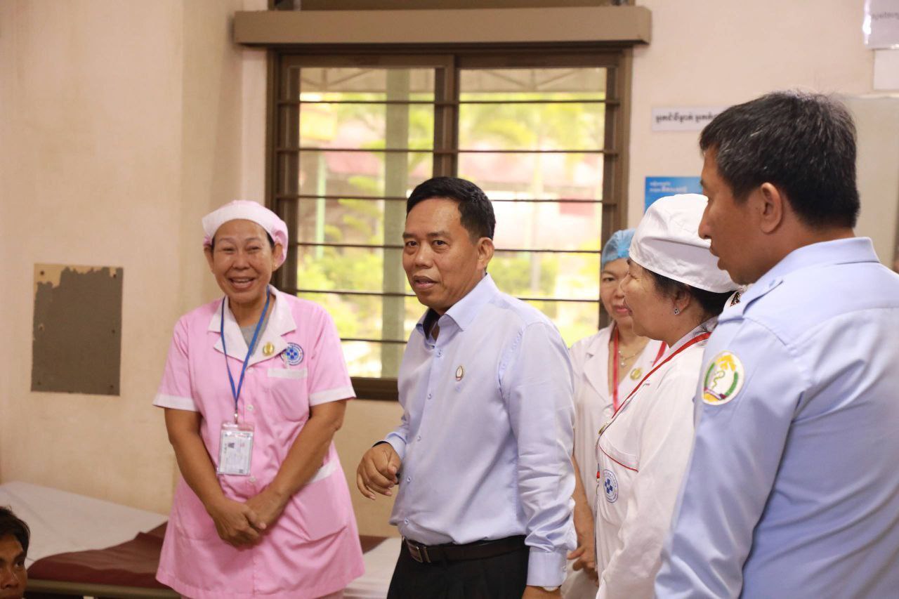 ការចុះអភិបាល គាំទ្រ និងដឹកនាំកិច្ចប្រជុំ ដើម្បីពង្រឹងគុណភាពការបម្រើសេវាសុខាភិបាល ជុំទី១ ឆ្នាំ ២០២៦ នៅមន្ទីរពេទ្យបង្អែកខេត្តកំពង់ចាម