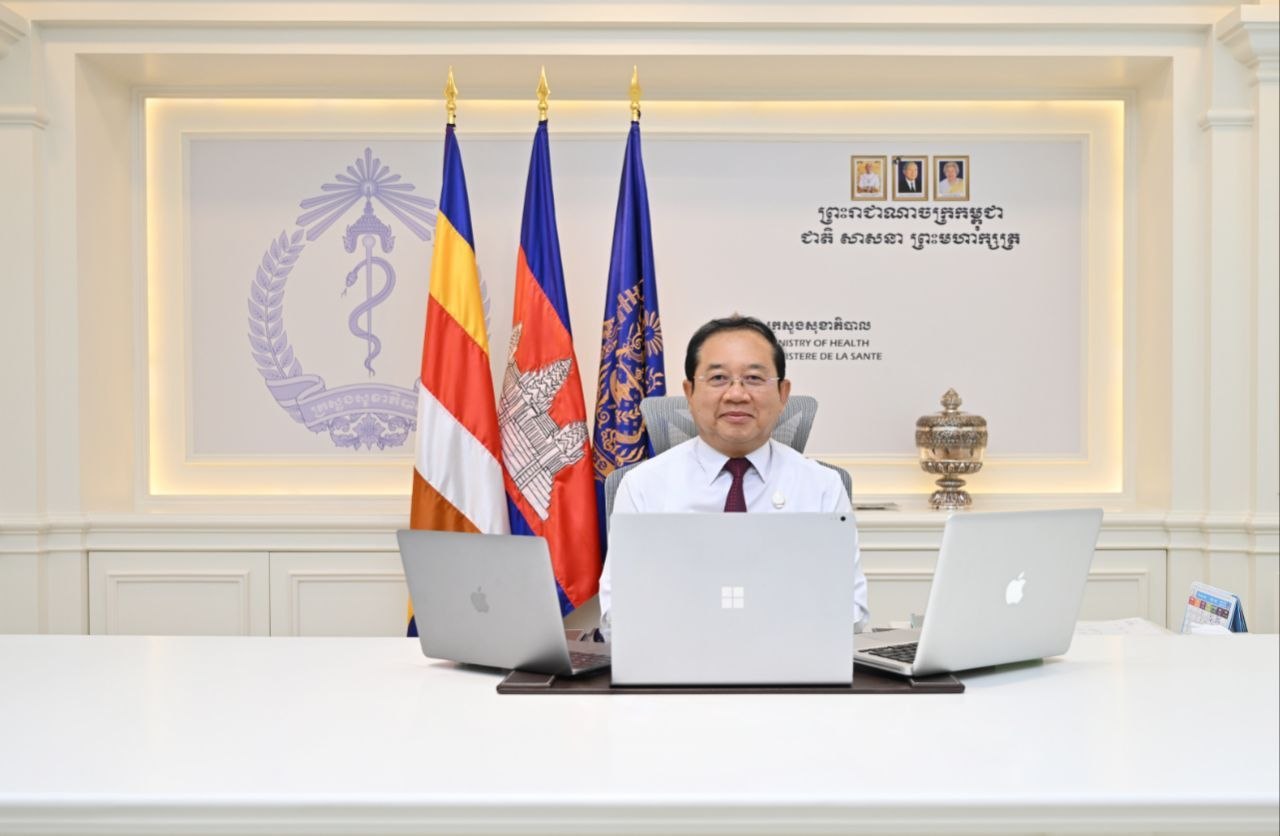 ភាពជាមេដឹកនាំ មិនអាចរៀនតែ​នៅសាលា ឬសាកលវិទ្យាល័យប៉ុណ្ណោះទេ គឺធ្វេីបានតាមរយៈបទពិសោធន៍ ភាពចាស់ទុំ និងការប្តេជ្ញាខ្ពស់ផ្ទាល់ខ្លួន។