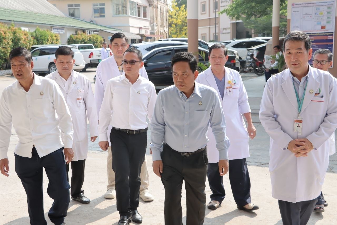 ការចុះអភិបាល គាំទ្រ និងដឹកនាំកិច្ចប្រជុំ ដើម្បីពង្រឹងគុណភាពការបម្រើសេវាសុខាភិបាល ជុំទី១ ឆ្នាំ២០២៦ នៅមន្ទីរពេទ្យបង្អែកខេត្តតាកែវ