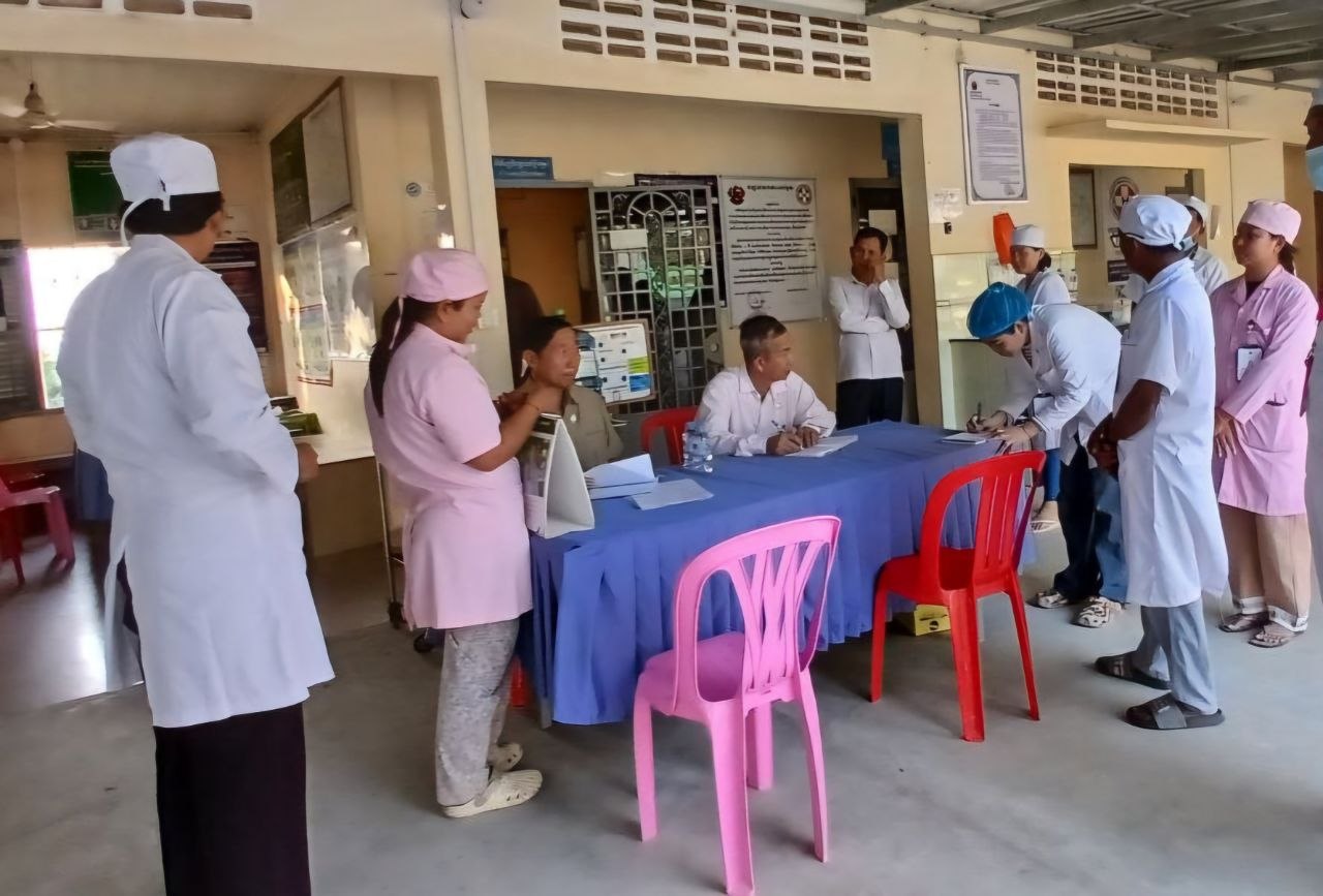 ការចុះពិនិត្យស្ថានភាព នៃមណ្ឌលសុខភាពចំនួន៩ នៅខេត្តកំពង់ឆ្នាំង