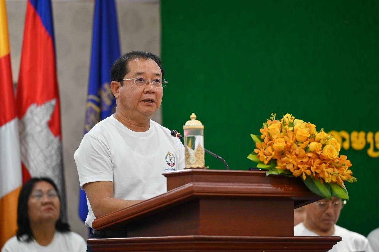 «ប្រទេសកម្ពុជាសម្រេចបានសមិទ្ធផលធំៗចំនួនបី៖ គ្មានការស្លាប់ដោយសារជំងឺគ្រុនចាញ់ គ្មានភាពស៊ាំថ្នាំគ្រុនចាញ់ គ្មានជំងឺគ្រុនចាញ់គ្រប់ប្រភេទចាប់ពីចុងឆ្នាំ២០២៥ និងប្តេជ្ញាបញ្ចប់ជំងឺគ្រុនចាញ់៖ ឥឡូវនេះ យើងអាចធ្វើបាន និងយើងត្រូវតែធ្វើ»