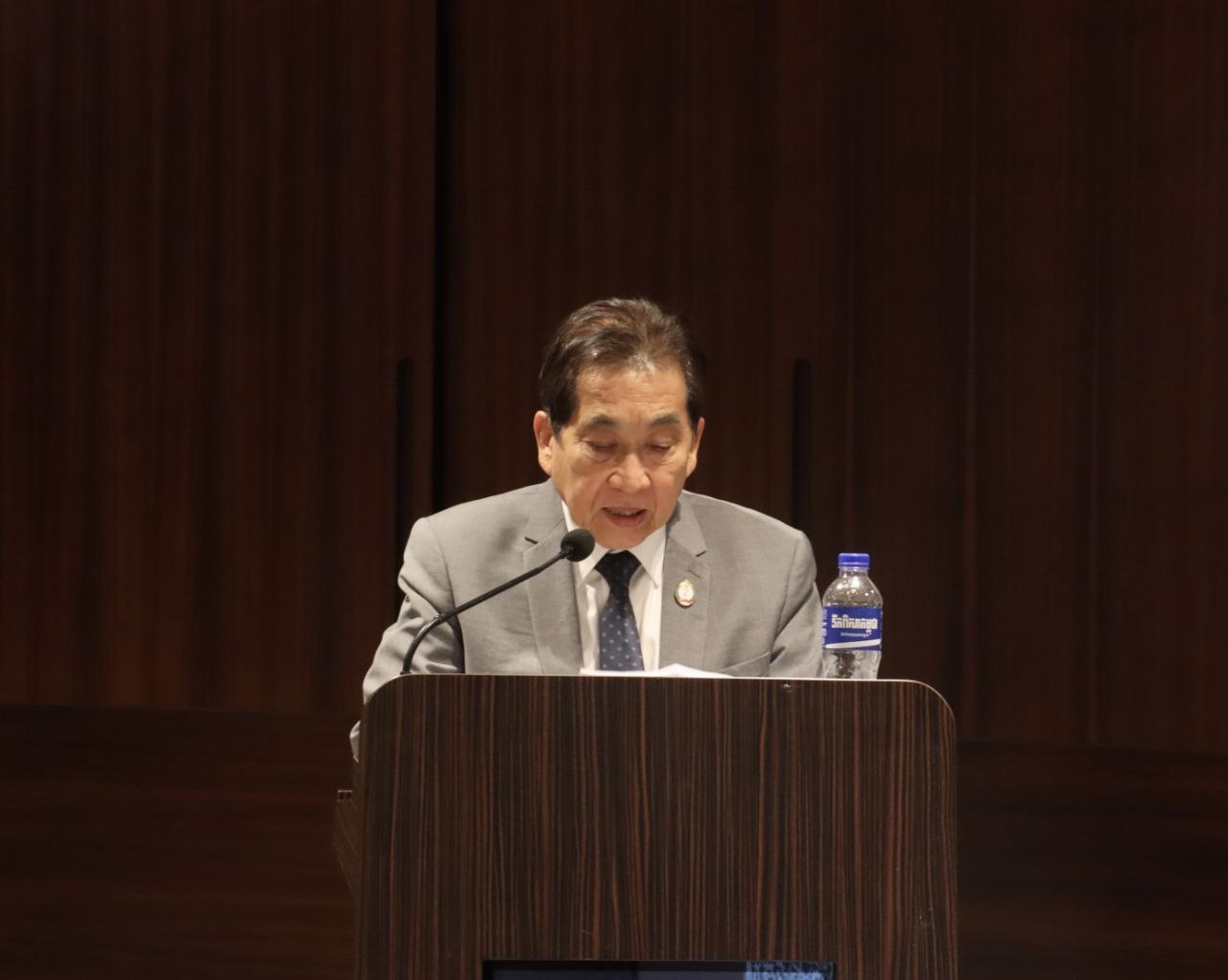 សិក្ខាសាលាពិគ្រោះយោបល់ ស្តីពីលទ្ធផលនៃការសិក្សាស្រាវជ្រាវសម្រាប់ការពង្រឹងការអប់រំ និងការគ្រប់គ្រងបុគ្គលិកវិស័យសុខាភិបាល នៅក្នុងប្រទេសកម្ពុជា