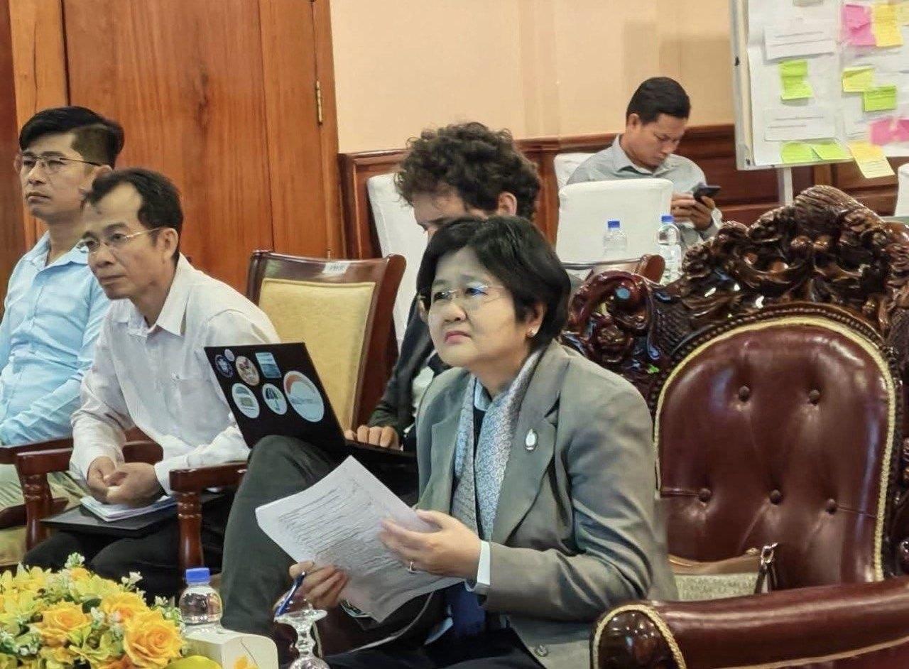 សិក្ខាសាលារៀបចំផែន ការអនុវត្តក្របខ័ណ្ឌអនុវត្ត ជំរុញបង្កើនការថែទាំសុខភាពបឋម នៃដំណើររៀបរៀងរួមគ្នា សម្រាប់ស្រុកប្រតិបត្តិបាត់ដំបង នៃរដ្ឋបាលខេត្តបាត់ដំបង