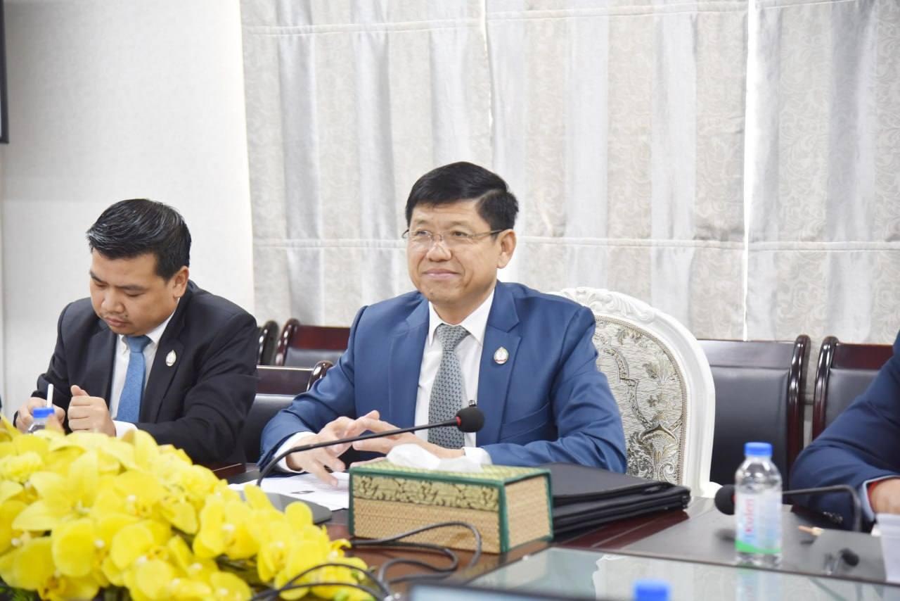 ជំនួបពិភាក្សាការងារជាមួយសមាគមសម្ព័ន្ធពាណិជ្ជកម្មកម្ពុជា-រុស្ស៊ី។